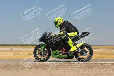 media/Sep-04-2023-Lets Ride (Mon) [[34443f911e]]/B Group/1220pm (Wheelie Bump)/